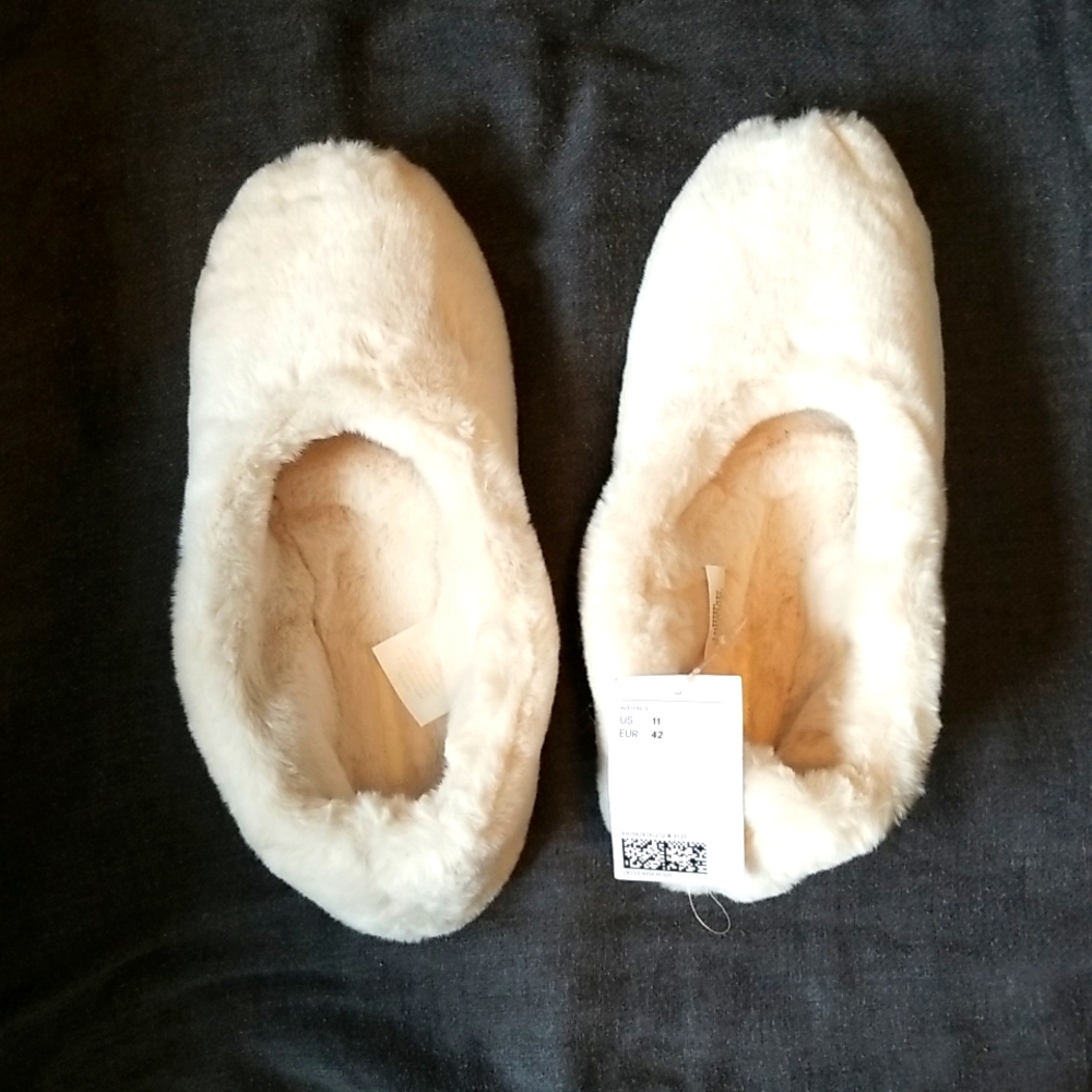 Womens slippers